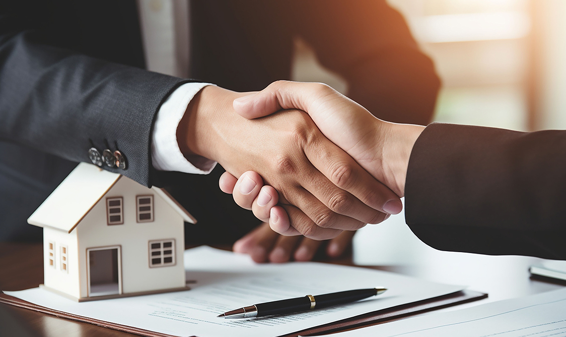 理由2｜相続に強く、士業と連携した安心体制